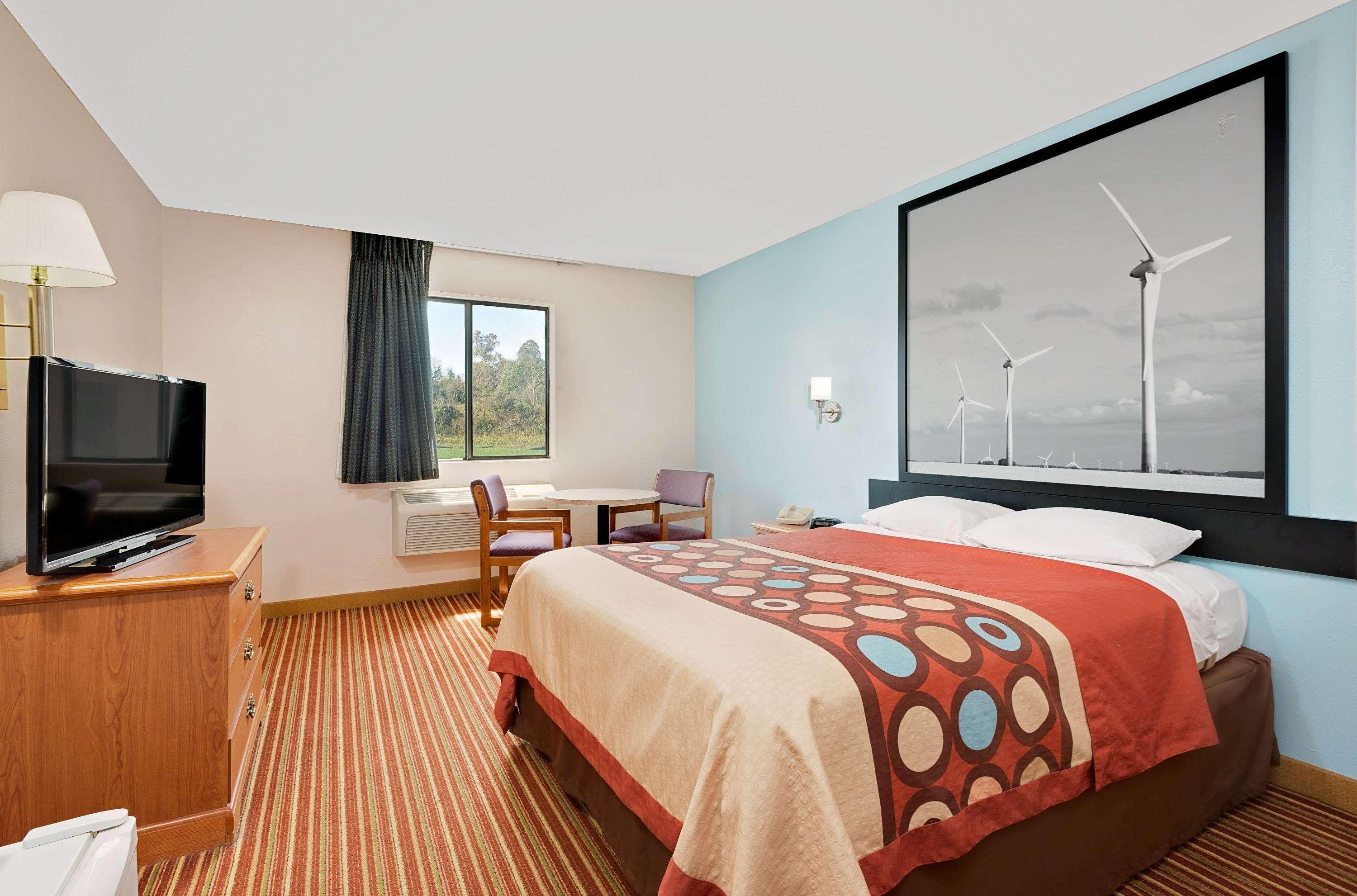Hotel Super 8 By Wyndham Rock Port Mo Exteriér fotografie